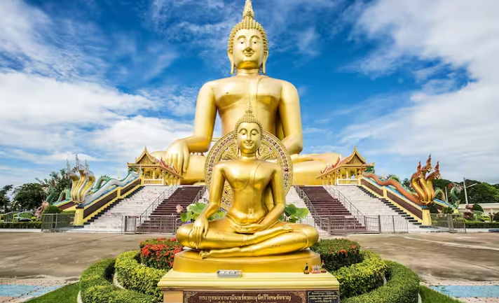 泰国比较壮观的佛像雕刻有哪些